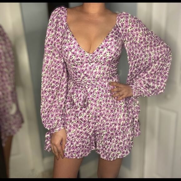 Luxxel Romper - Picture 4 of 5